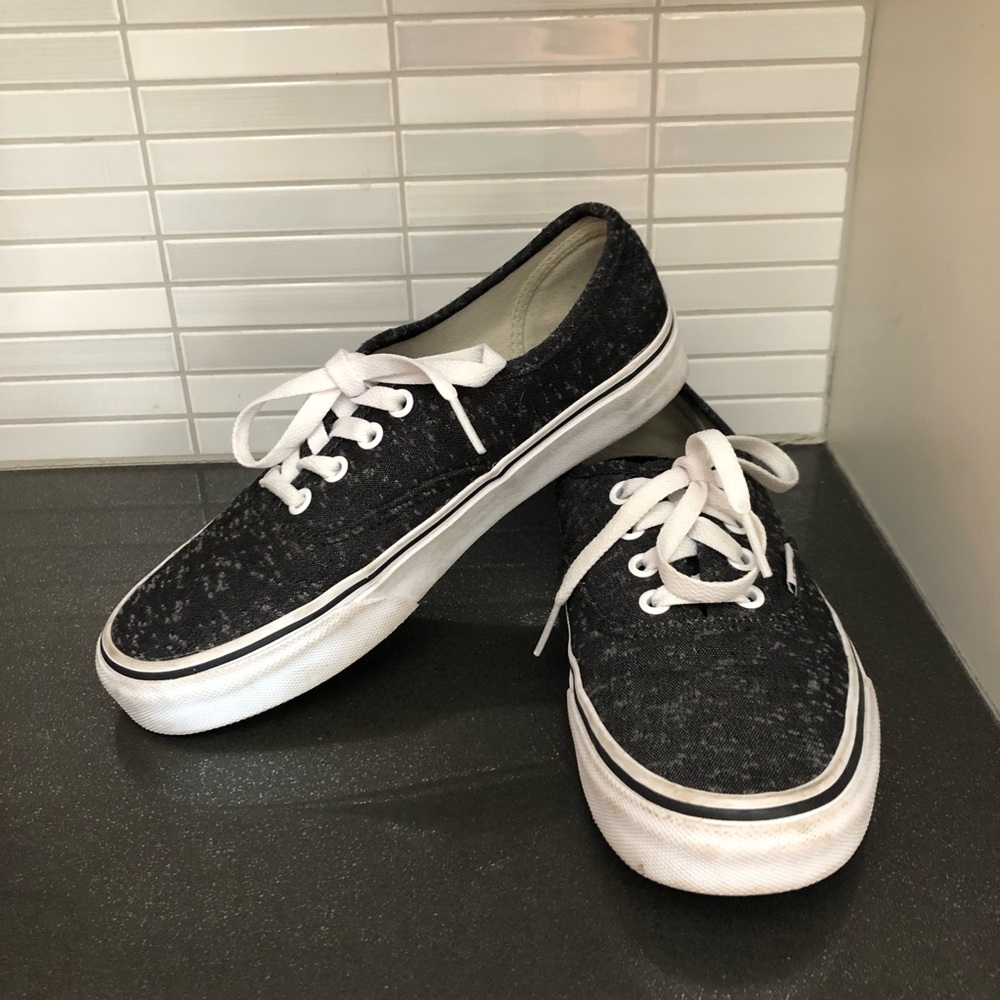 Vans Authentic adult lace up sneakers: unisex